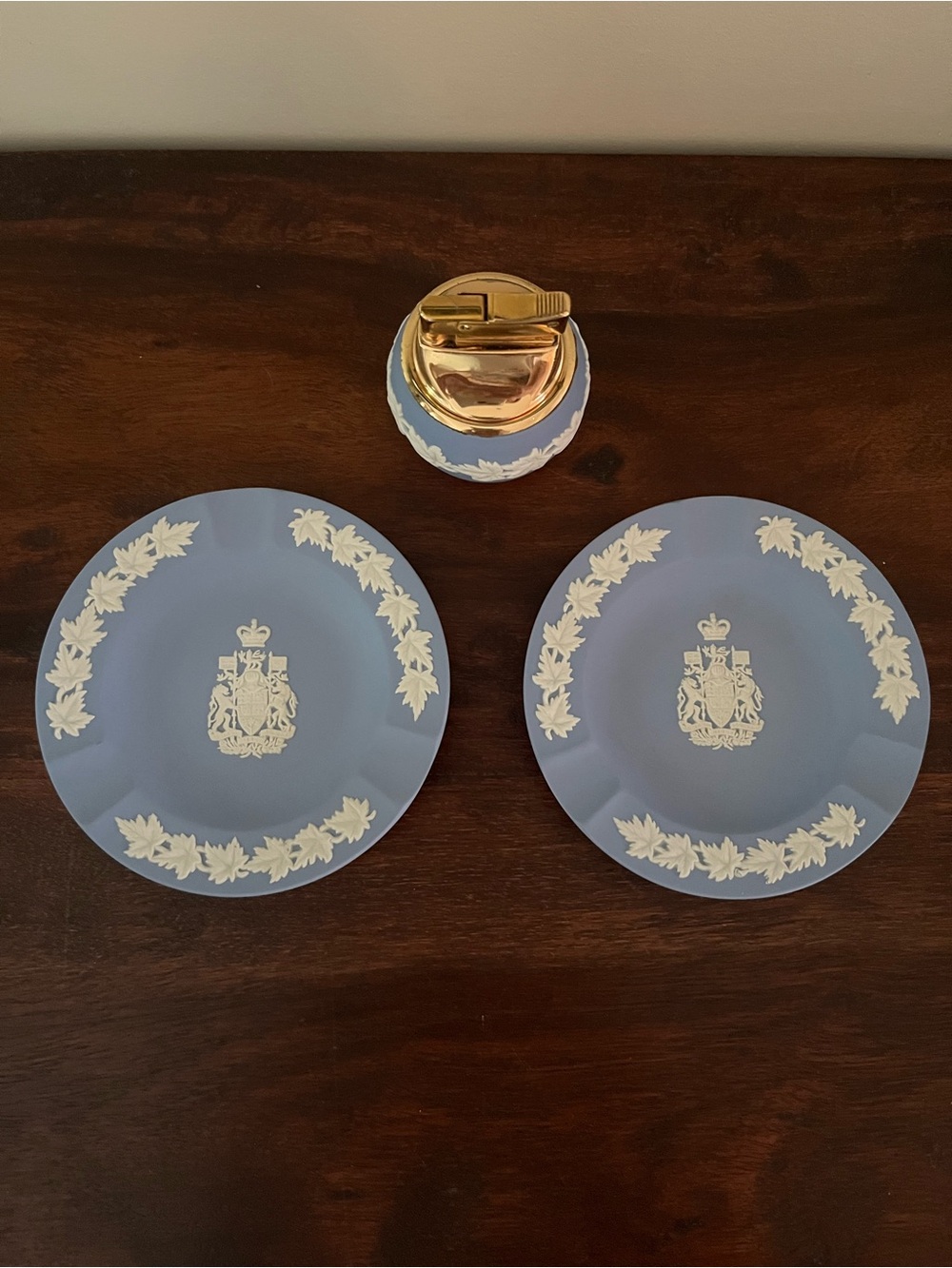 Wedgwood Canada Coat of Arms Blue Jasperware Accent Plates and Lighter Rare ed.